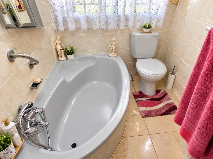 3 Bedroom Property for Sale in Uitsig Free State
